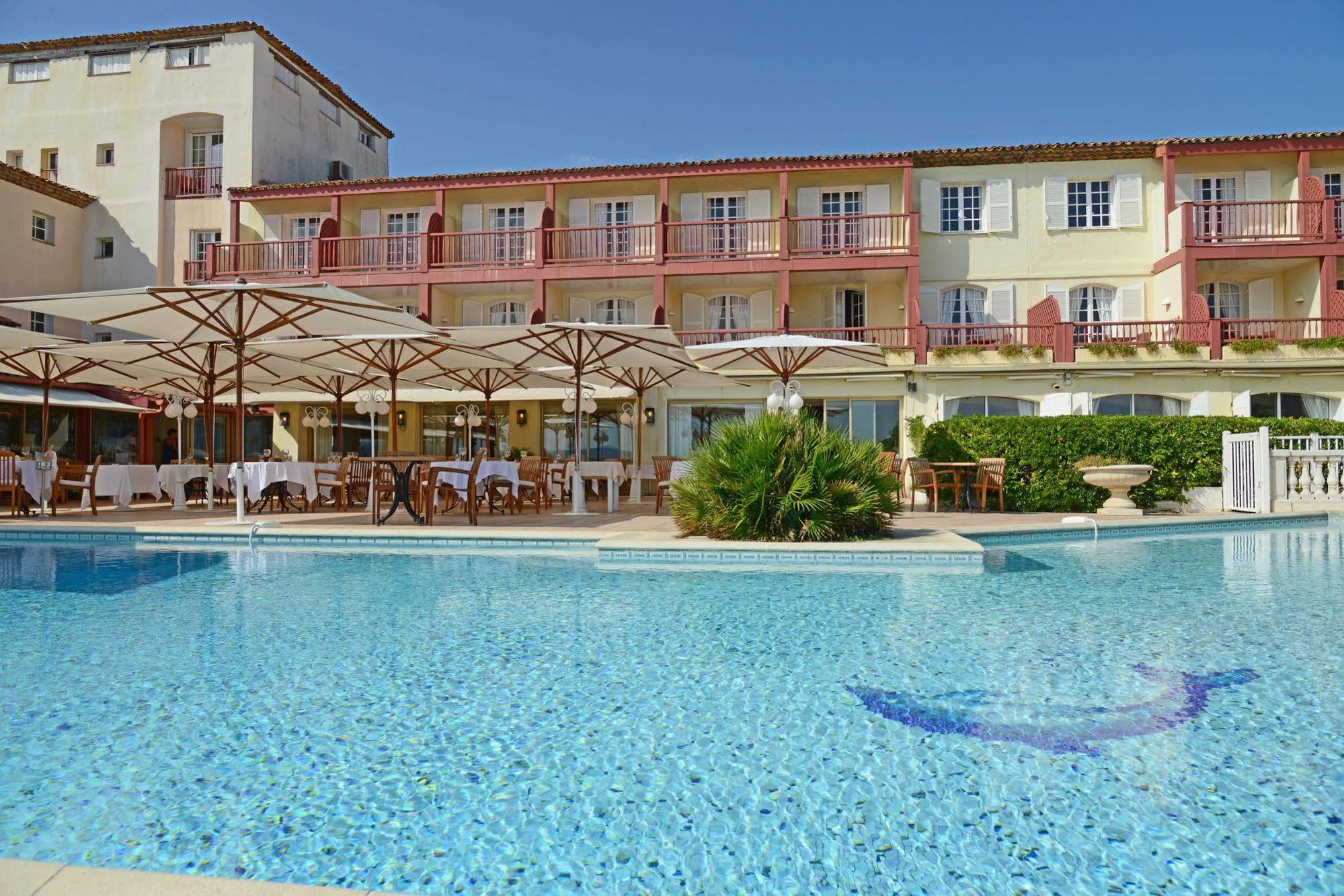 Hotel Giraglia Grimaud Exterior photo
